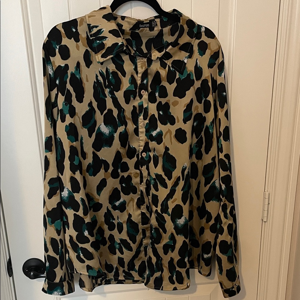Boohoo Animal Print Blouse with Teal Highlights